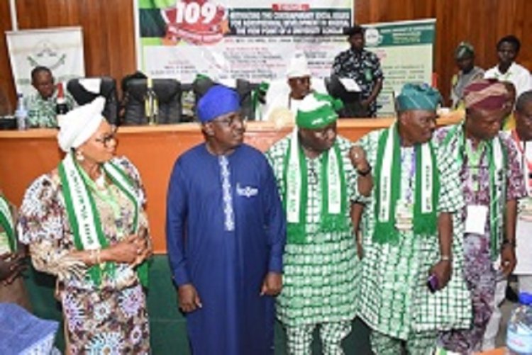 FUNAAB VC, Former VC, and Distinguished Educators Receive Prestigious Awards at UNAA’s 109th NEC Meeting