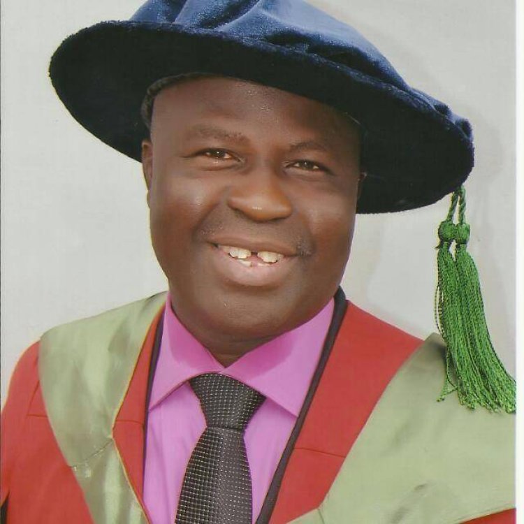 FUOYE Vice-Chancellor Receives NANS Award for Best Performance in South-West Region