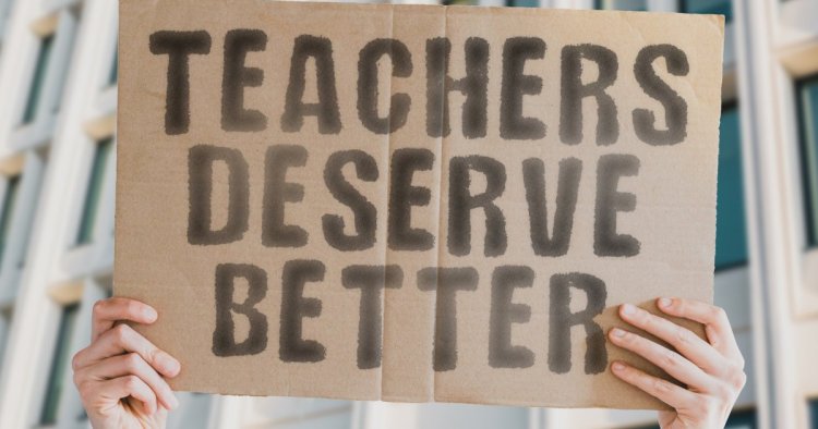 Netizens Rally For Higher Teacher Salaries