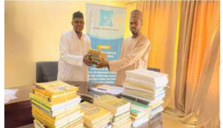 Late Dr. Aliyu Maiwada's Family Donates Over 200 Books to BUK