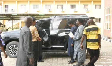 Nasarawa State Government Presents Official Vehicle To NSUK Chairman Of Governing Council