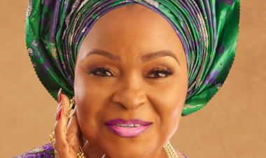 i-Fatoss University Appreciates Iyalode of Lagos, Dr. Tinubu, for Student Sponsorship