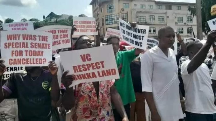 UNN: Nsukka Erupts in Protest Over Outgoing Vice Chancellor’s Handover