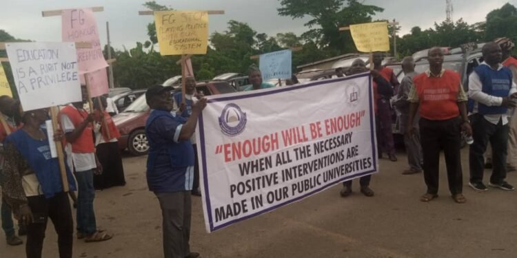 ASUU Stages Rally in OOU Ahead of Nationwide Strike