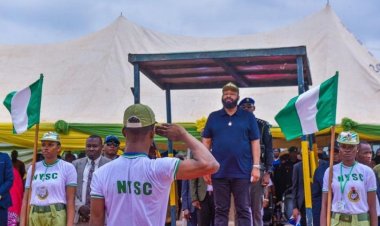 Niger State Governor Announces N200,000 Bonus for Corps Members