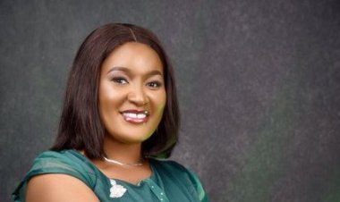 Married Female Student Makes History at UI, Emerges as Best Graduating Student in Dentistry at College of Medicine with Many Distinctions