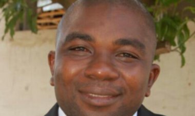 Benue State University Lecturer Caught Assaulting Student Who Entered Classroom