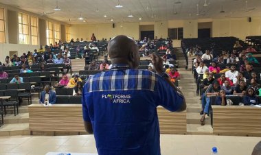 Platforms Africa’s Adeola Yusuf Mentors Young Journalists at Olabisi Onabanjo University