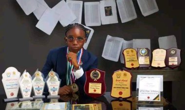 19-Year-Old Tolulope Ekundayo Graduates with First Class in Accounting from Adeleke University, Bags Multiple Awards
