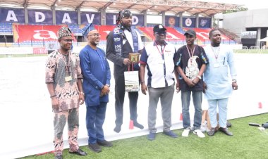 UNILAG Alumnus Fola David Sets Guinness World Record for Largest Art Drawing