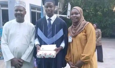 BAUK Honors Outstanding Student with Award of Excellence at Prime College Graduation Ceremony