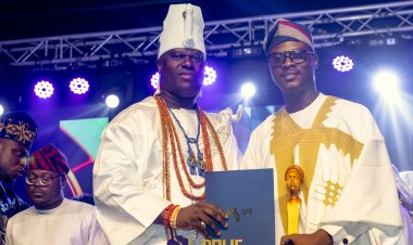 UNILORIN Alumnus Rilwan Akeyewale Honored with RAYLF Award