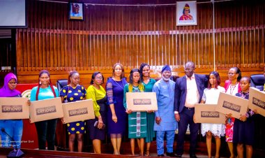Five Visually Impaired UNILAG Students Receive Scholarships from NGOs