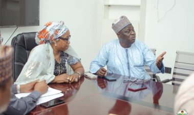 KASU Management Awards Monetary Gifts for Outstanding Task Completion