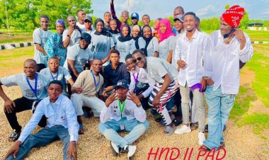 Final Year Students of Waziri Umaru Federal Polytechnic Birnin Kebbi Sign Out