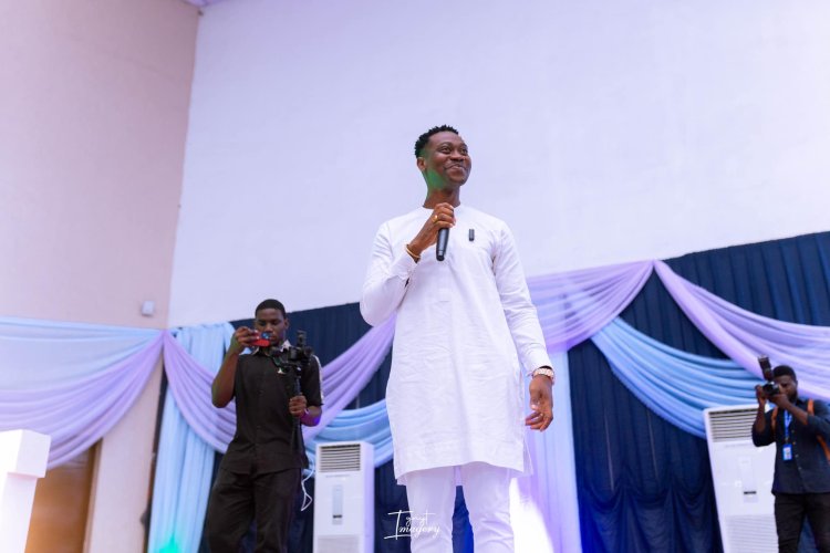 Lateef Adedimeji motivates students at his visit to LASU