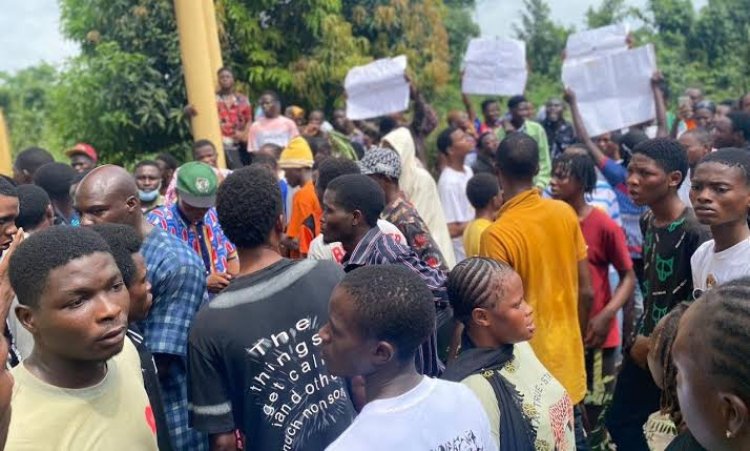 Ogun State Poly Students Protest Colleague's Death, Demand Justice