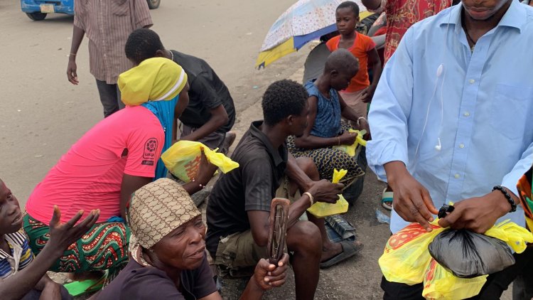 Federal Polytechnic Nekede Students Deliver 100 Plates of Food to Owerri Residents