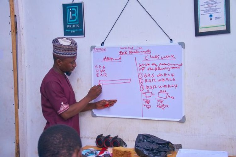 Intensive Gift Box Training: Ibrahim Muhammed Delivers 1-Hour Lecture and 2-Hour Practical Session