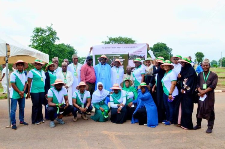 Vice-Chancellor of Federal University of Lafia Inaugurates Green Environment Club and Unveils Green Area