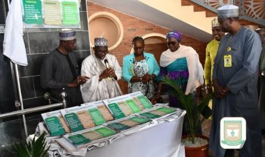Vice-Chancellor Prof. Shaykh-Luqman Jimoh Unveils KWASU  Mission and Vision Plaques