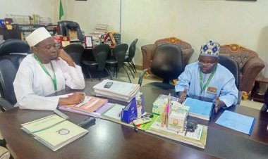 Prof. Samaila Usman Dakyes Presents Stewardship Report to FULAFIA Vice-Chancellor