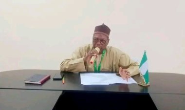 FULAFIA Deputy Vice-Chancellor Professor Ali Ishaq Shugaba Meets with Environmental Safety Directorate Staff