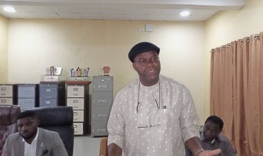 New FCE Eha-Amufu Governing Council Chairman Makes First Visit to Campus