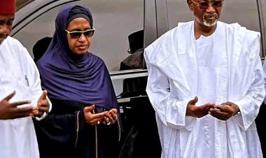 Nasarawa State University VC Hands Over Official Vehicle to Pro-Chancellor