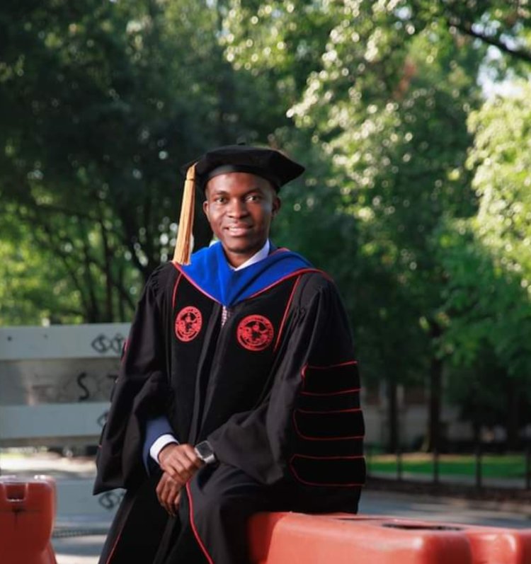 Nigerian First-Generation Student Sunday Okafor to Graduate from UA and Join Engineering Firm