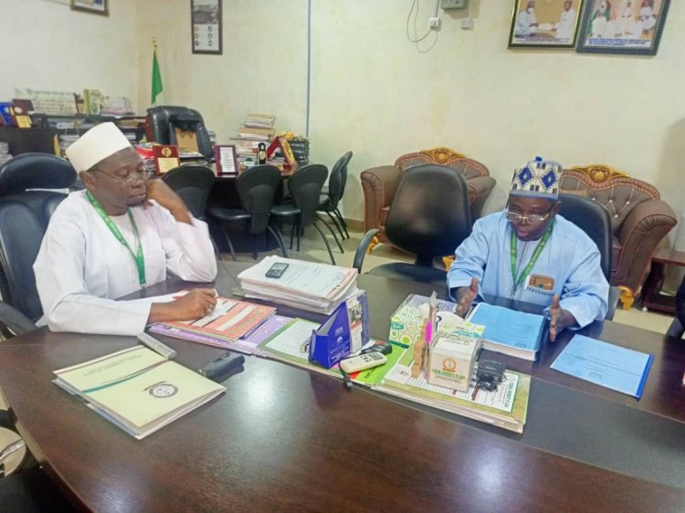 Prof. Samaila Usman Dakyes Presents Stewardship Report to FULAFIA Vice-Chancellor