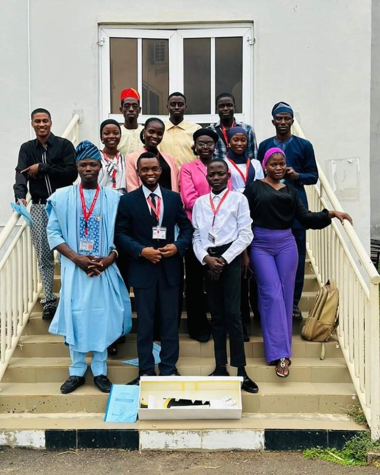 Graduating Students at Kwara Polytechnic Sign Out, Defend Project Theses