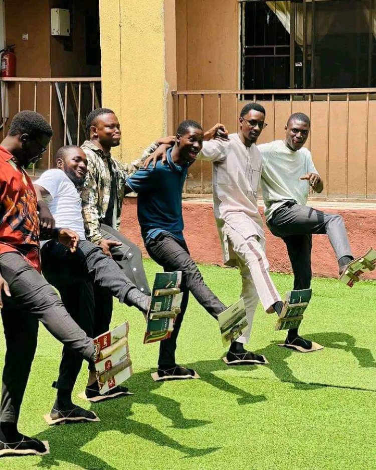 Federal University of Technology Akure (FUTA) Quantity Surveying Graduating Class of 2023 Observes "No Shoe Day"