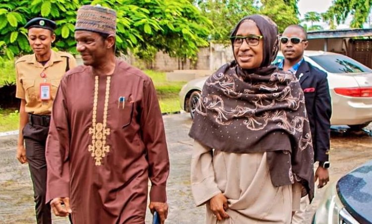 Nasarawa State University Vice-Chancellor Pays Condolence Visit to Registrar