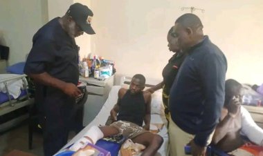 Benue State University Vice Chancellor Prof. Tor Joe Iorapuu Visits Hospitalized Theatre Arts Student