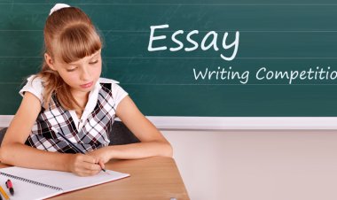 Apply Now: Florence MakanjuOla Scholarship Empowers Future Female Leaders in Education and Nursing