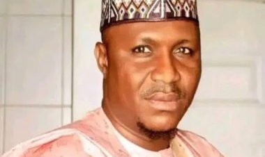 Sokoto Senator Awards Foreign Scholarships to 42 Constituents