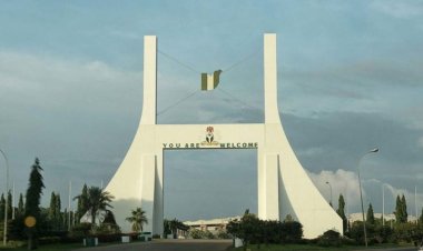 Parents Protest Mass Transfer of Teachers at Abuja School