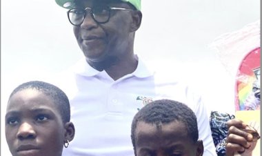 Azeez Oladapo Yusuf Empowers Pupils with Educative Materials as School Year Begins in Agege