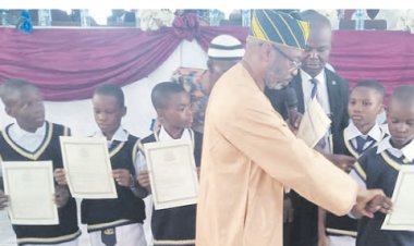 ACAOSA Awards N5.4 Million Scholarships to Outstanding Students at Almamater