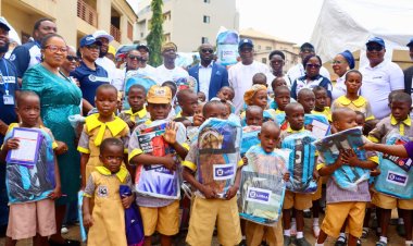 LASAA and Omoo Dadaa Foundation Donate School Bags and Books to Ojodu Primary School Pupils