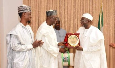 Federal University of Dutse Honors Professor Shuaibu Oba Abdulraheem with Award