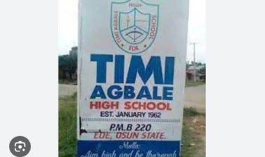 Old Students Honor 94-Year-Old Ex-Principal at Timi Agbale Grammar School