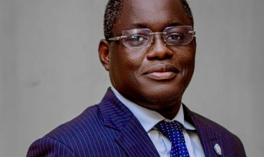 Professor Wasiu Babalola Honored with Africa Travel 100 Global Leaders Award 2024