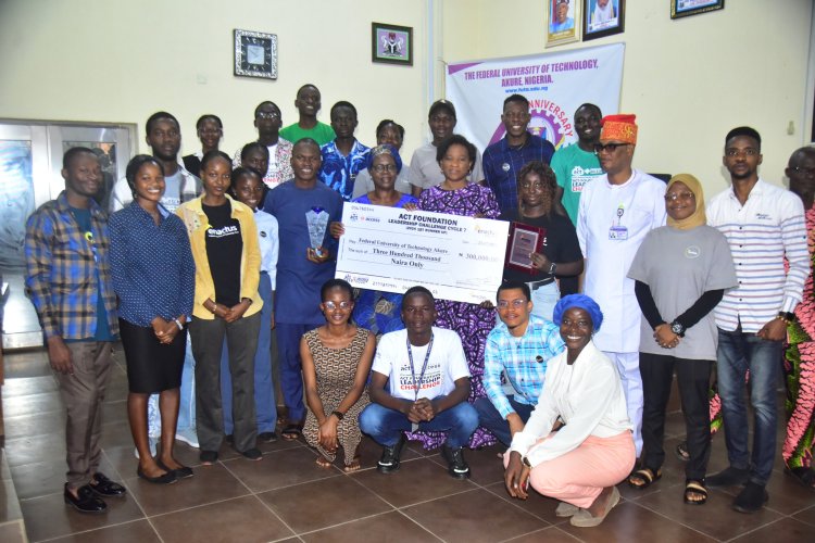 ENACTUS team from FUTA presents achievement to Vice Chancellor