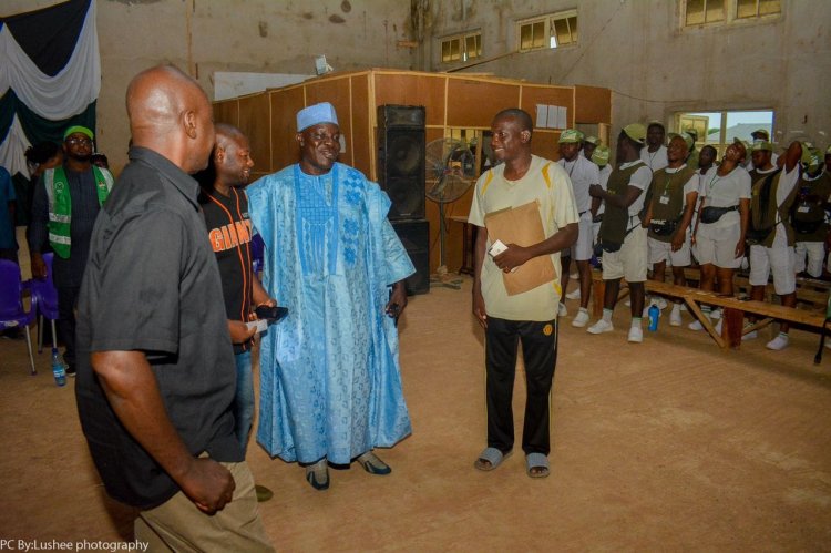 Rtd Deputy Director, Mr. Freeman Tumba Kwaya, Delivers Motivational Lecture to Corps Members