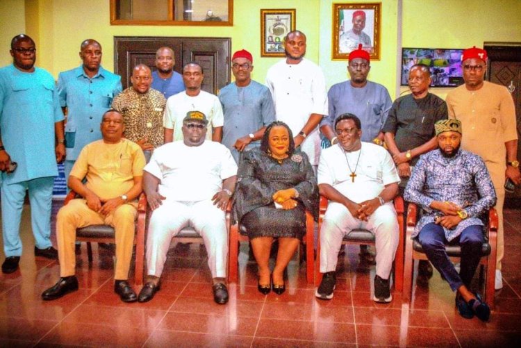 Anambra State House of Assembly Members Visit Acting Vice-Chancellor of Nnamdi Azikiwe University