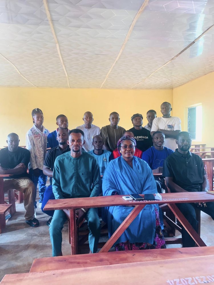 NAKOSS and Ankpa Students Donate 31 Desks to GloryLand Polytechnic, Ankpa