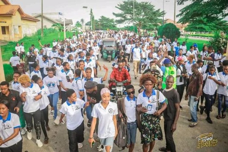 Students of Akwa Ibom State Polytechnic Thrill Ikot Ekpene with Akwapoly Carnival Float