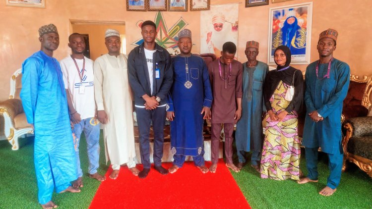 FUTMINNA Students' Union Executives Pay Courtesy Visit to Hakimi of Bosso